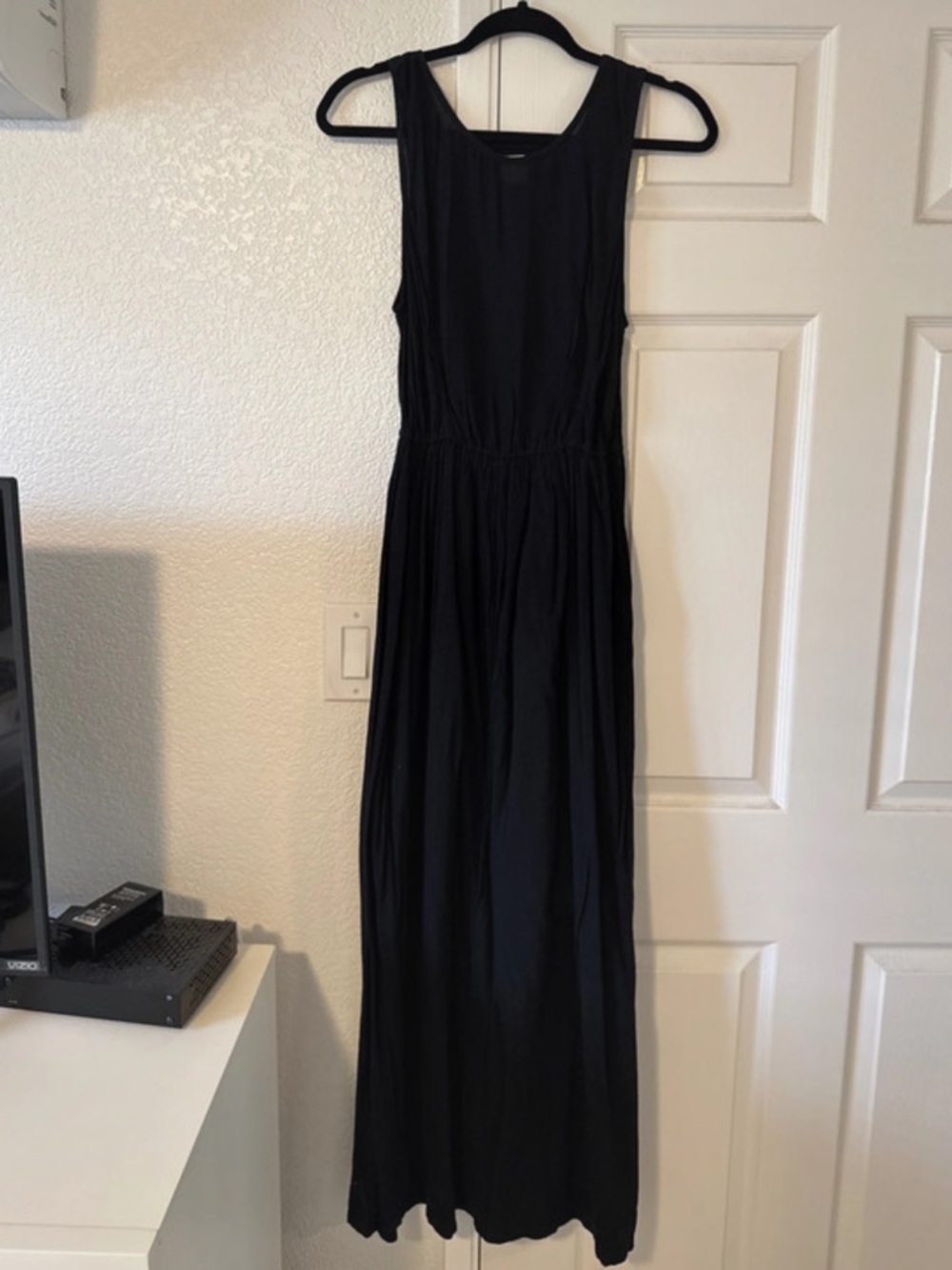 Nordstrom Classic Black Sleeveless Maxi Dress